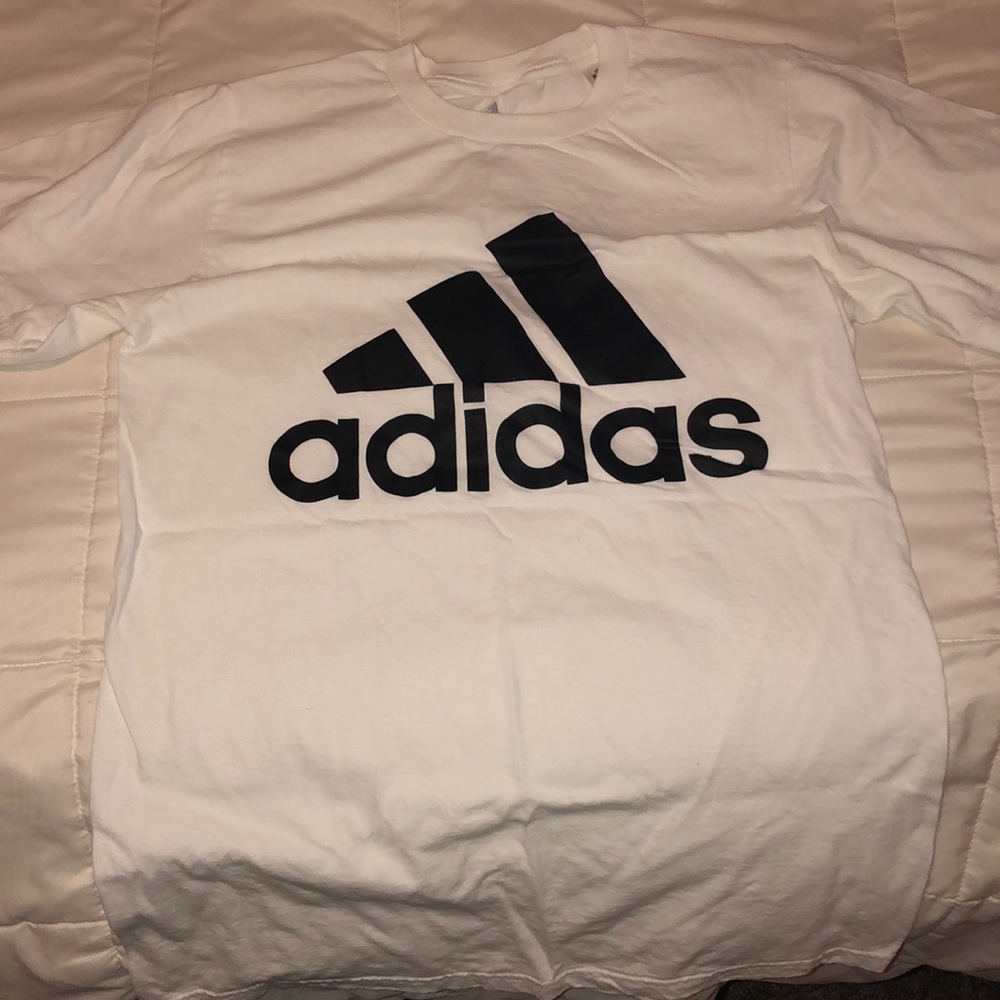 Adidas t shirt